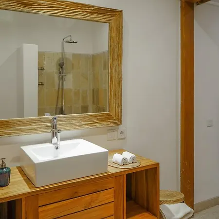 Two Lizards Beach Villas Sanur  Exterior photo